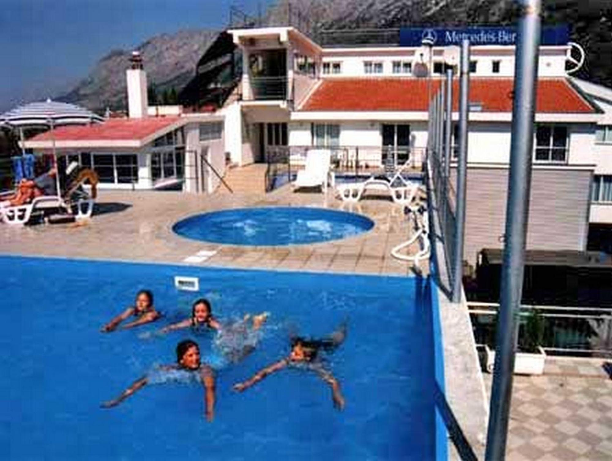 Aparthotel Pecic Gradac  Eksteriør billede