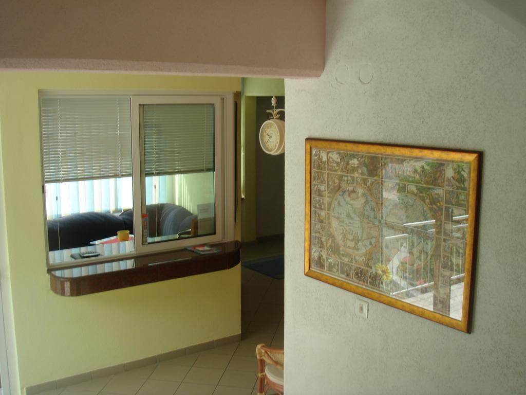 Aparthotel Pecic Gradac  Eksteriør billede
