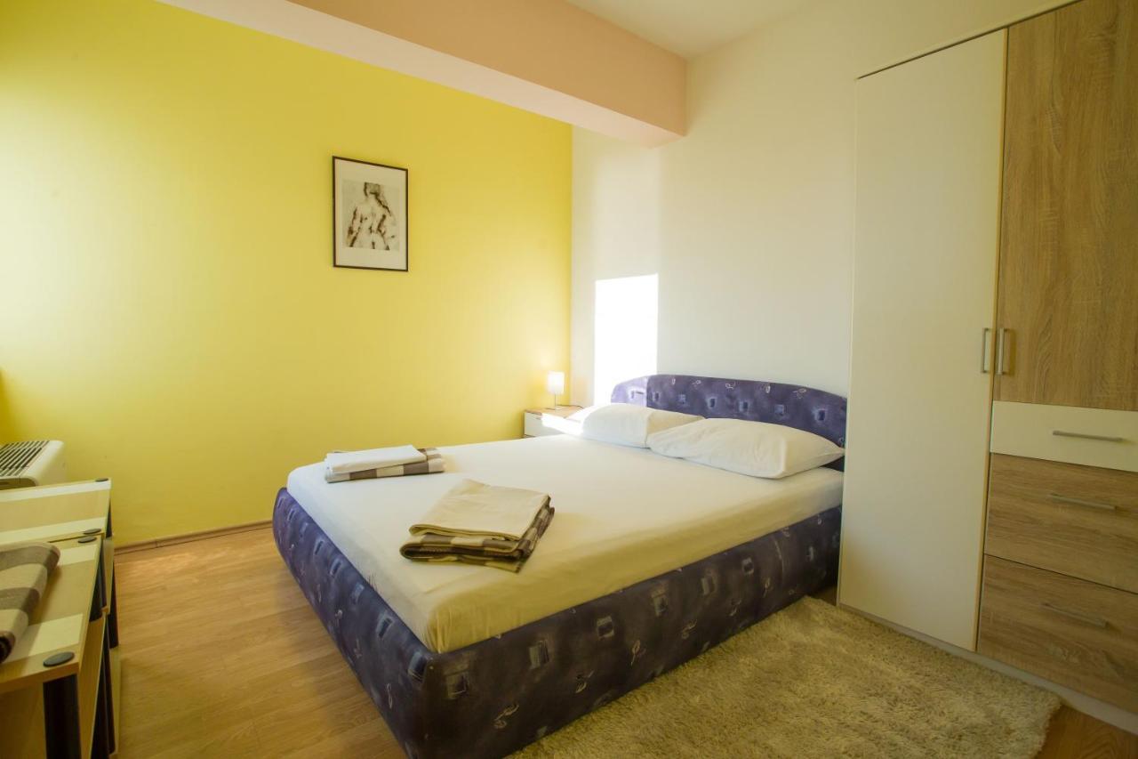 Aparthotel Pecic Gradac  Eksteriør billede
