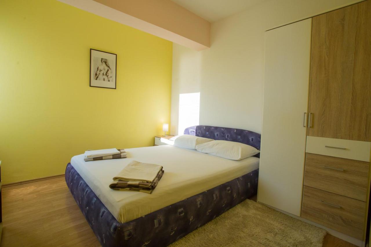 Aparthotel Pecic Gradac  Eksteriør billede